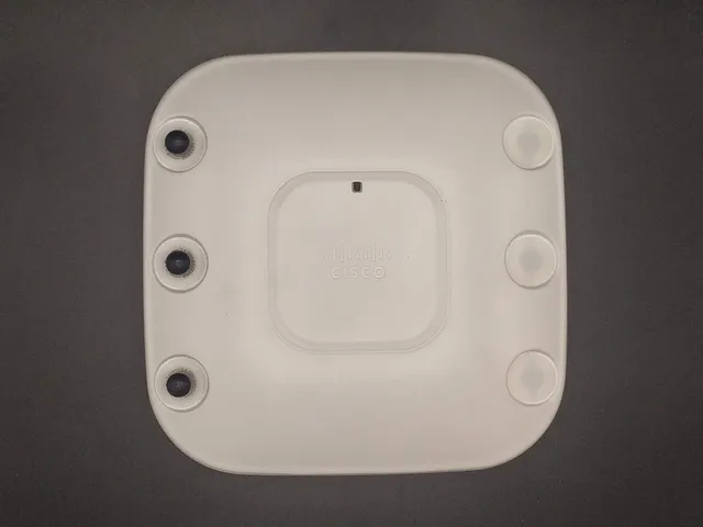 cisco-air-cap3501e-a-k9-access-point-802-11n-poe image 1